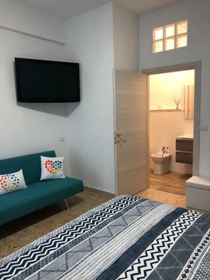 Mare D'Amare Bed & Breakfast Сан Бенедето дел Тронто Екстериор снимка